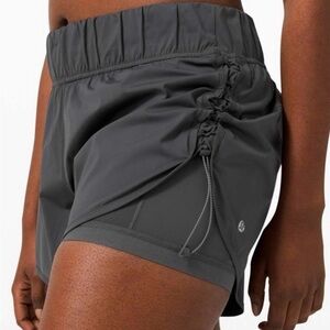 Lululemon High-Rise Short Dark Grey Size 6